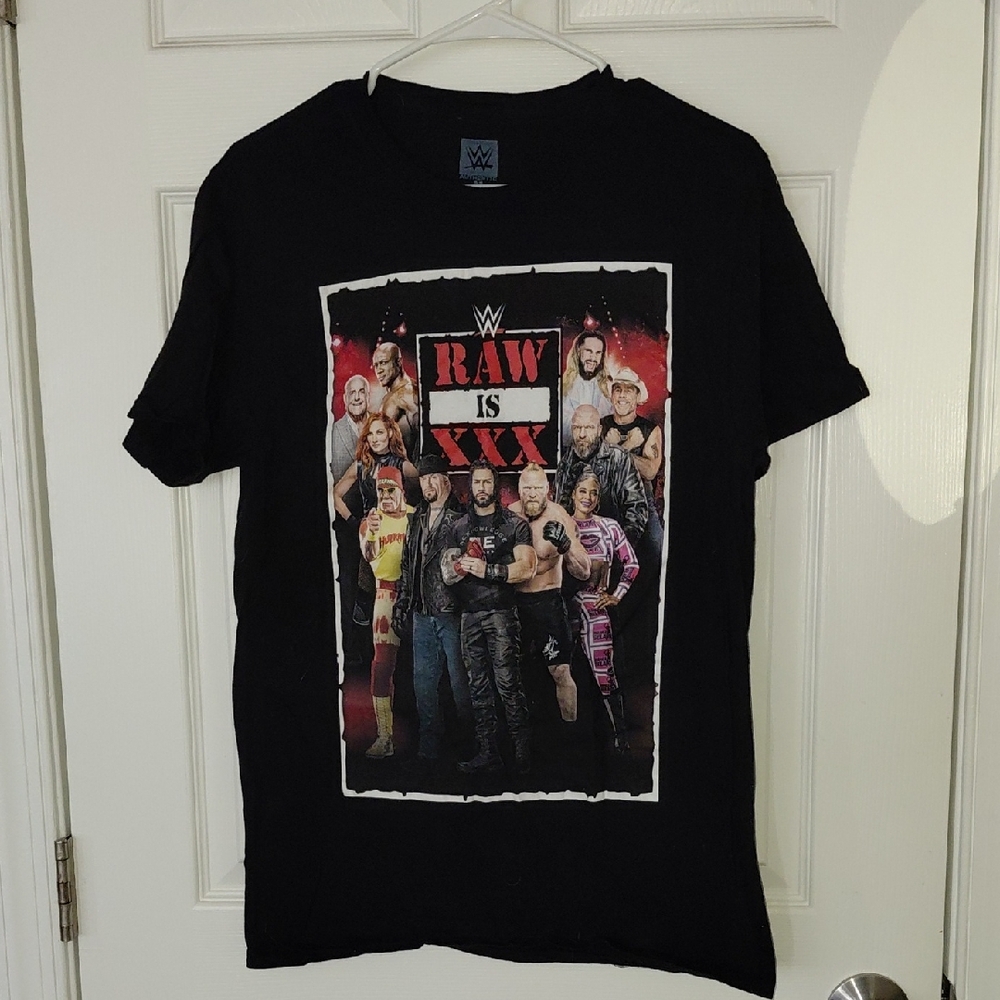 WWE Authentic Raw Shirt From Philly Show 1/23/23 Official Merch With The Greats!